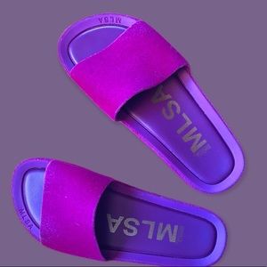 Fuchsia velour summer slides